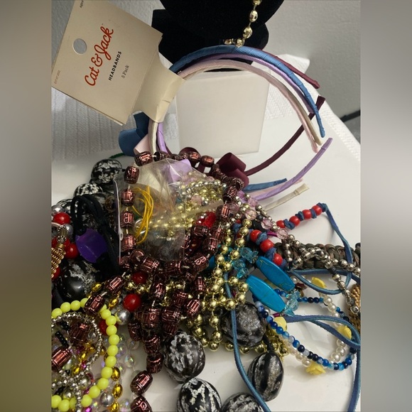 Assorted Fashion Jewelry Lot for Girls#217 - Picture 9 of 11